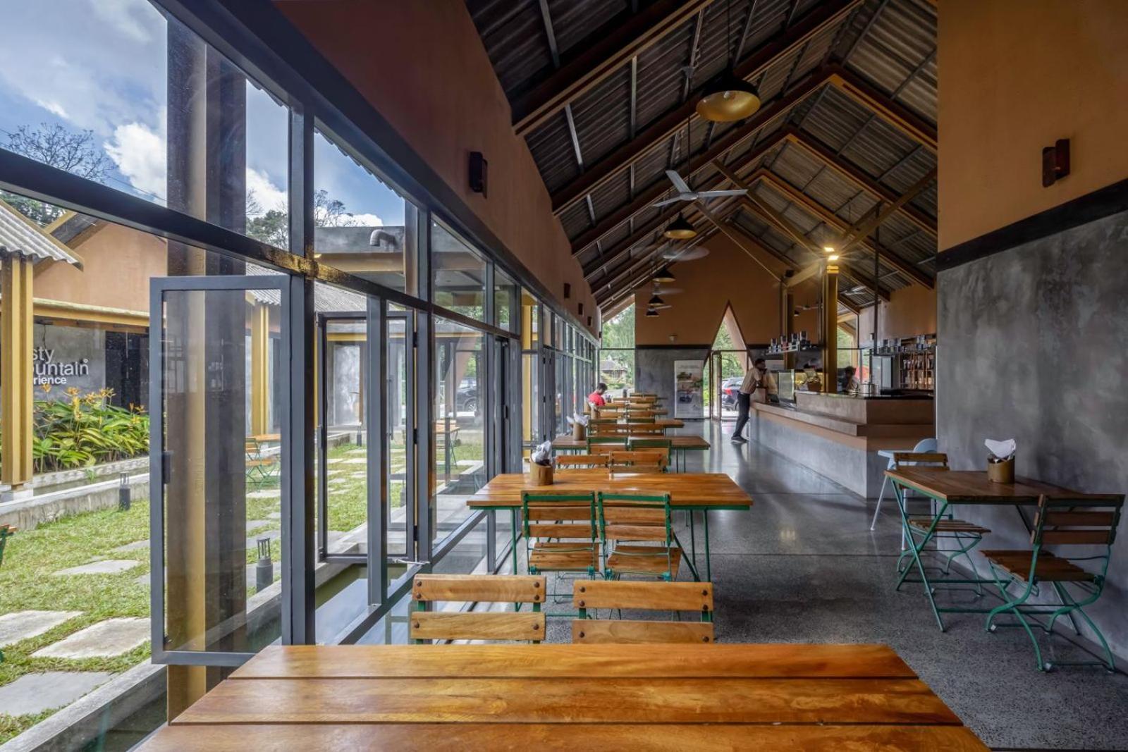 Misty Mountain Experience By Perfect Stays Pīrmed Esterno foto